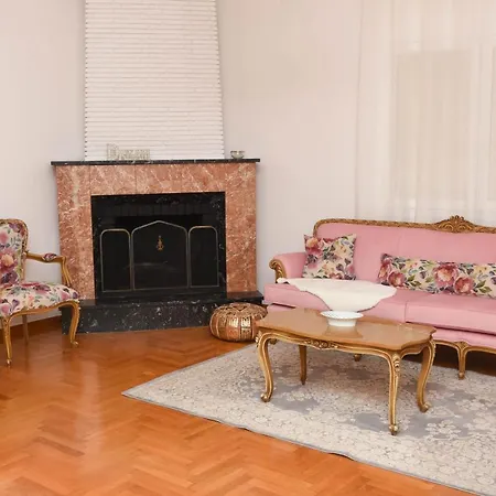 Ellis House Daire Agrinio Dış mekan fotoğraf