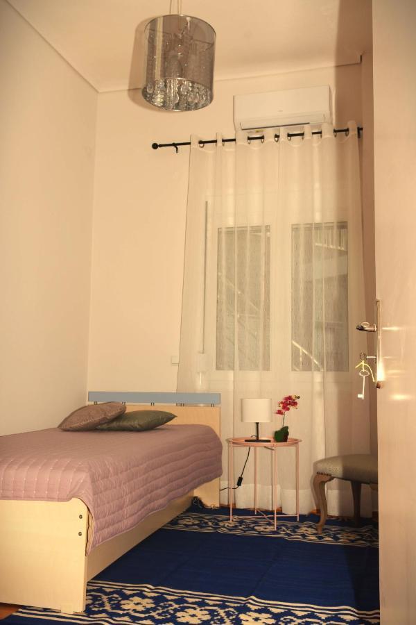Ellis House Apartment